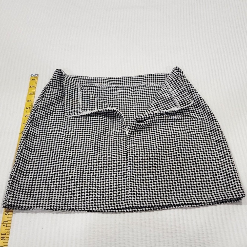 SHEIN Black White Houndstooth Mini Skirt 90s Style The‎ Nanny A-Line Size Small